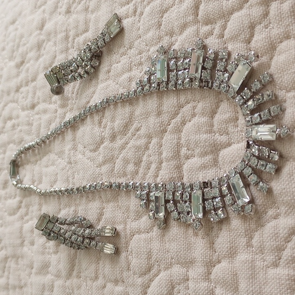 Set: Vintage Rhinestone Choker Necklace & Matching Screw Back Earrings